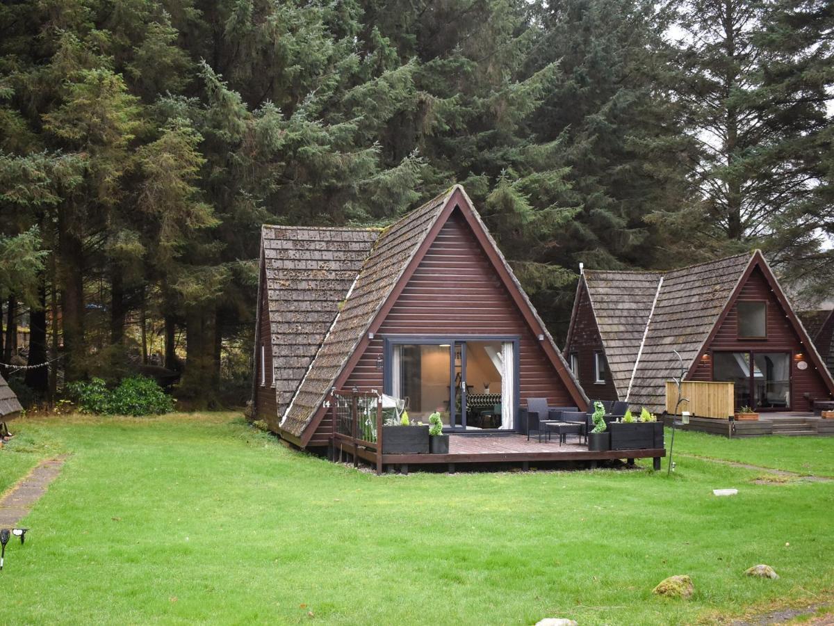 Pine Needle Lodge Kilfinnan Bagian luar foto